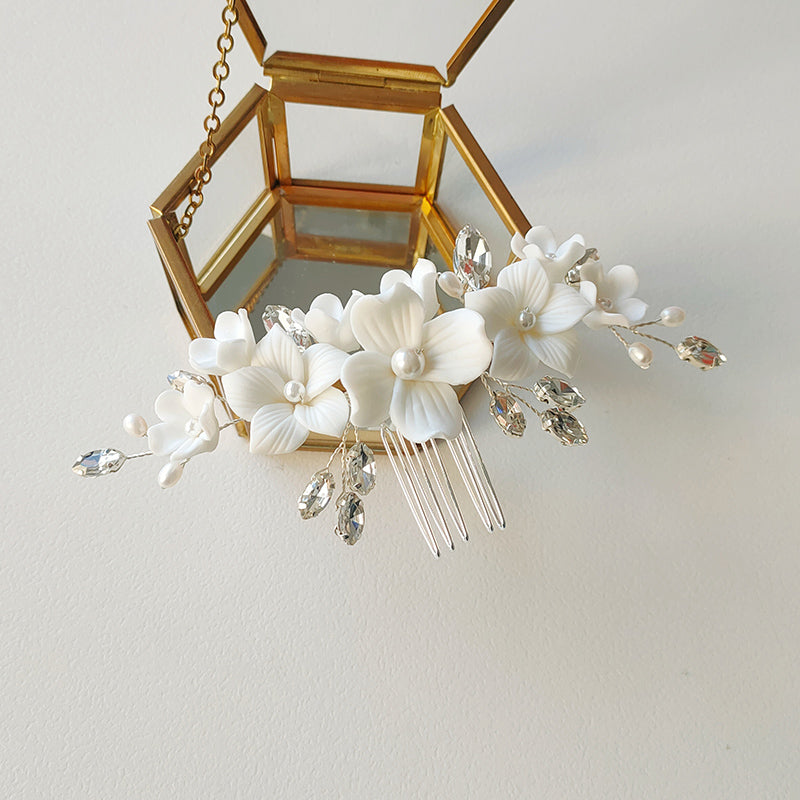 Stunning White Porcelain Floral Pearl Headpiece Hair Comb Bridal Bridesmaid Wedding Jewelry