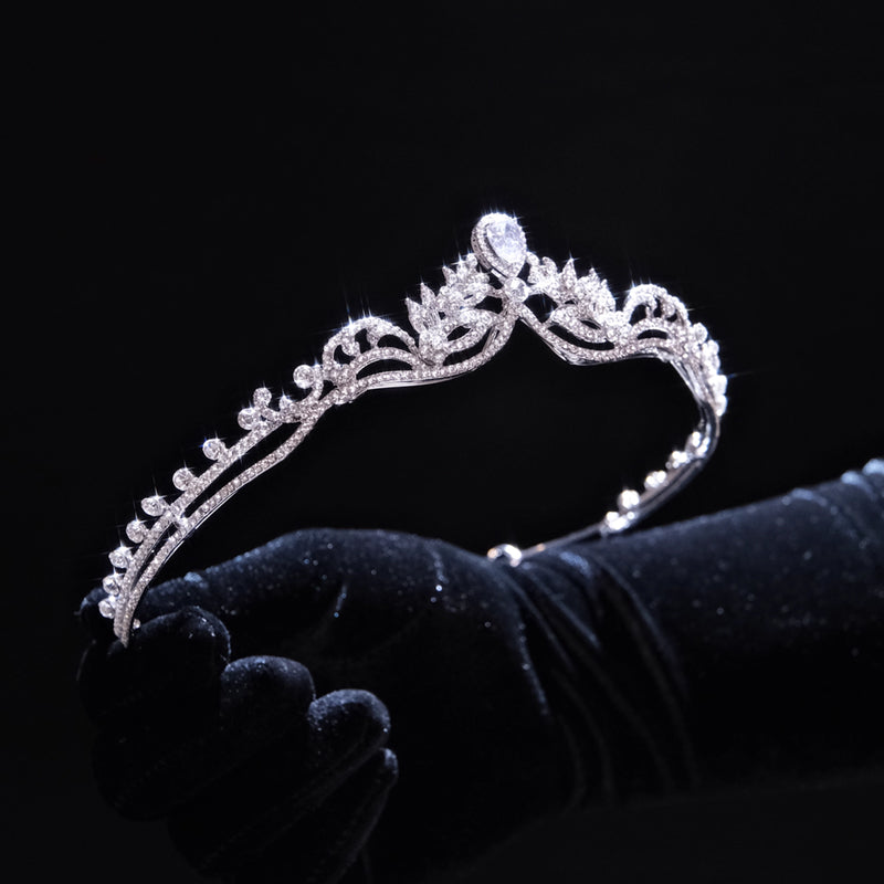 Minimalist Korean-Style Rhinestone Headband Tiara – Elegant Hair Accessory for Daily & Special Occasions
