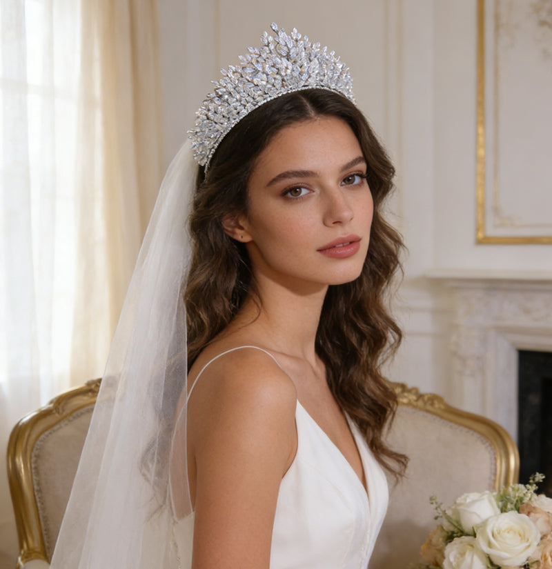 Vintage White K Zircon Crystal Wedding Bridal Crown Tiaras