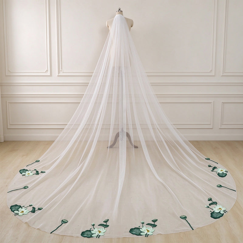 Green Lotus Flower Tulle Long Cathedral Veil